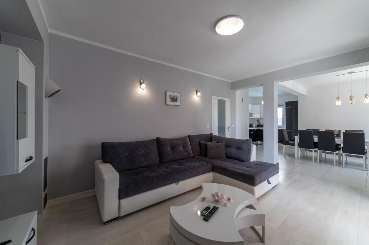 Villa Ban Trogir Exteriér fotografie