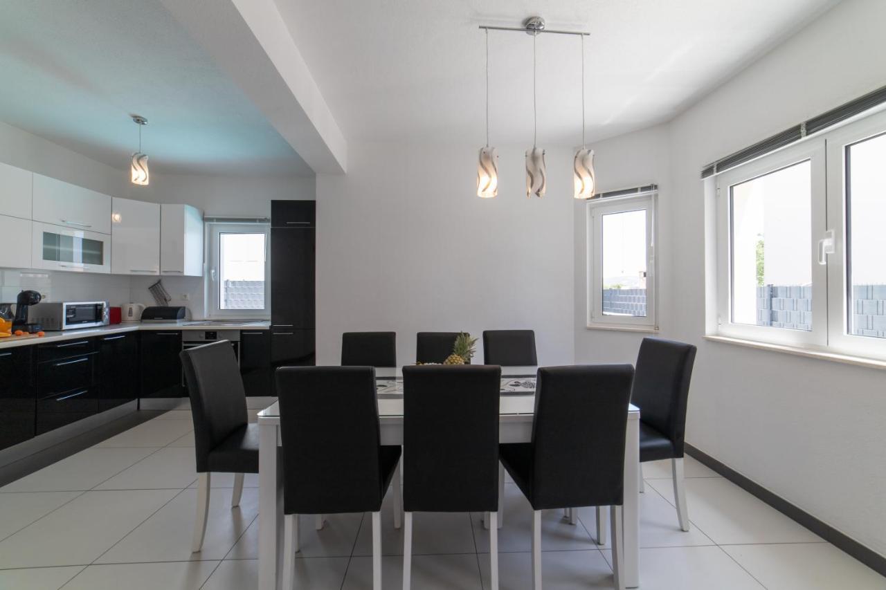 Villa Ban Trogir Exteriér fotografie