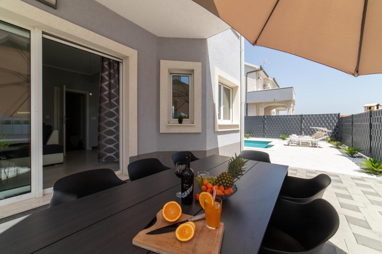 Villa Ban Trogir Exteriér fotografie